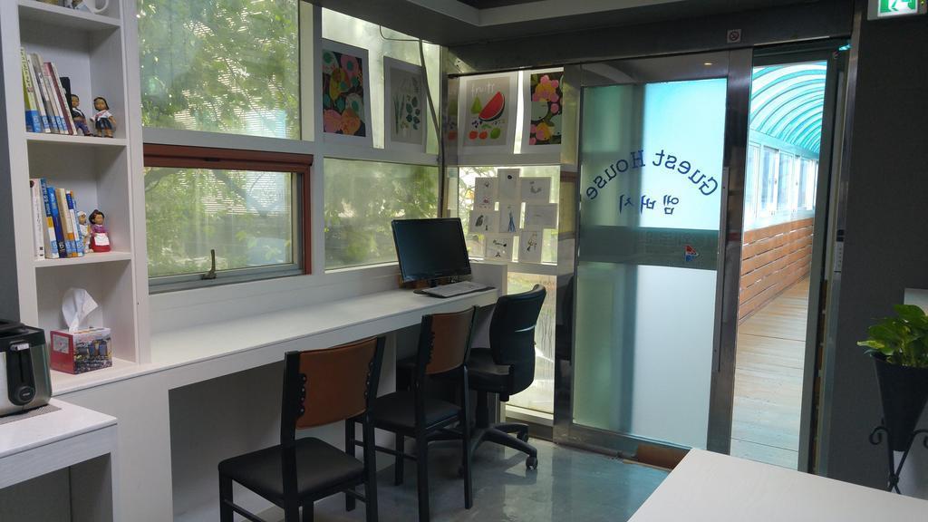 Embassy Guesthouse Itaewon Seoul Exterior foto